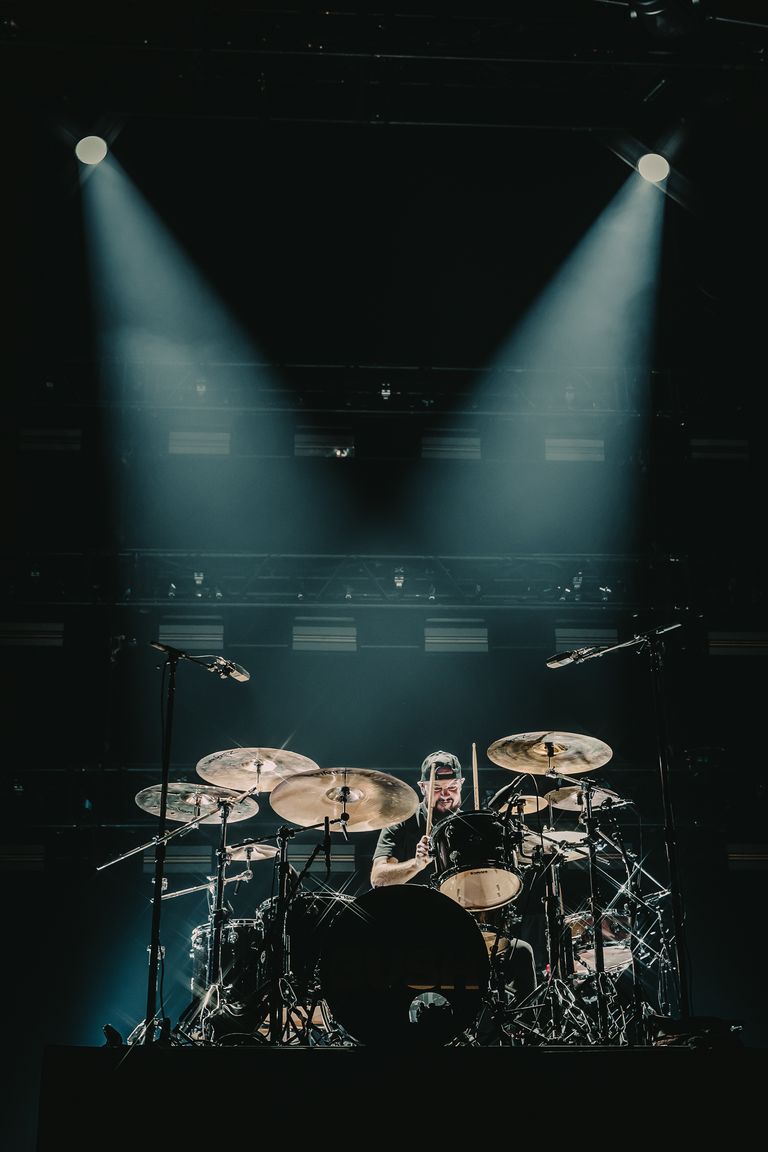 Bush performing live at AEC Theatre in Adelaide
